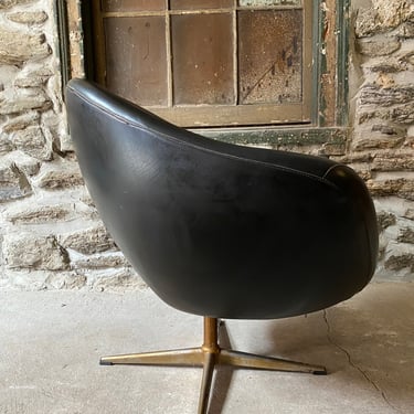 Mid century lounge chair Danish modern swivel chair overman lounge chair 