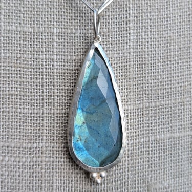 Labradorite Pendant w/Granules
