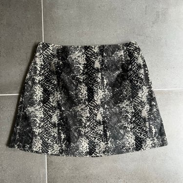 90s Y2K Fuzzy Gray Snakeskin Micro Mini Skirt Size XS / S 
