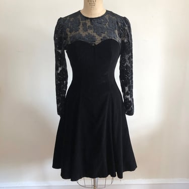Black Velvet Cocktail Dress with Burnout Detail - 1980s 