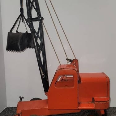 1950s Doepke Model Toy Crane 