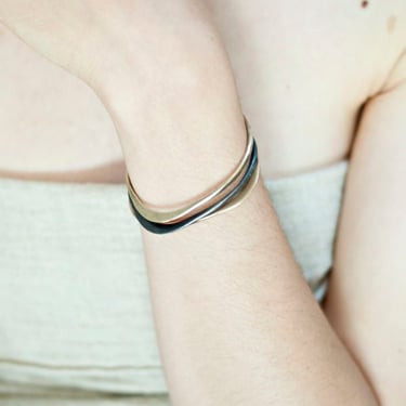 Uni Jewelry Wave Cuff - Bronze on Garmentory