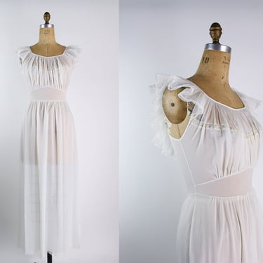 60s Vanity fair White Full Slip Dress / White lace slip / Vintage lingerie / Wedding Nightgown / Size S/M 