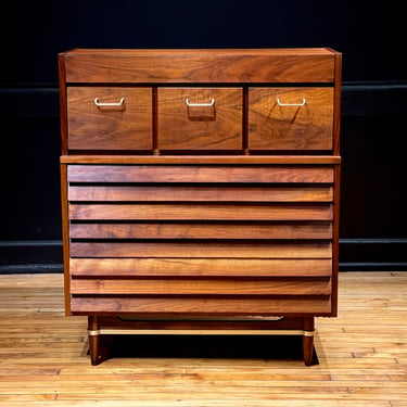 Restored American of Martinsville Dania Mid Century Modern Walnut and Brass Highboy Dresser Chest of Drawers by Merton Gershun 