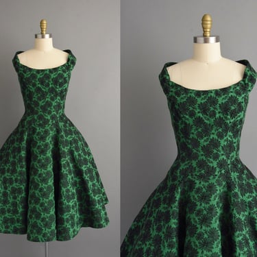 vintage 1950s dress | Outstanding Black & Green Floral Print Sweeping Full Skirt Party Prom Wedding Dress | Small Medium | 50s dress 