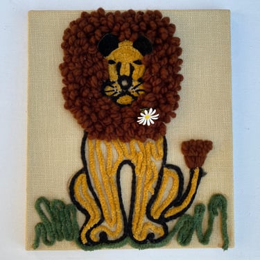 70's Vintage Lion Fiber Art Picture, Rug Hooked Lion Main, Lion Lovers, Zoo Animals, Nursery, Wall Decor, Hand Made 
