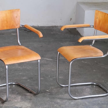 1 of 2 light brown Bauhaus cantilever armchairs, model S 43 F 