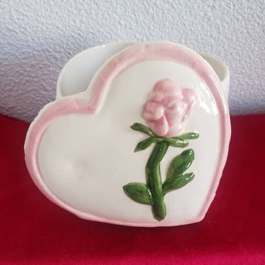 Pink and White heart shaped ceramic Planter / Bath Accessory     Home Decor Vintage home  Decoration 