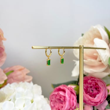 E150 gold vermeil emerald earrings, emerald dangle earrings, emerald earrings, emerald hoop earrings, huggie earring, emerald huggie earring 