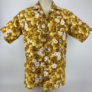1950s Hawaiian Shirt - All Cotton - Hawaiian Floral - Metal Buttons - Loop Collar - Size Small to Medium 