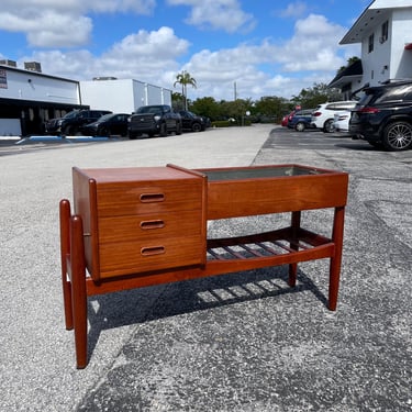 Danish Modern planter or table by Arne Wahl Iversen Teak 