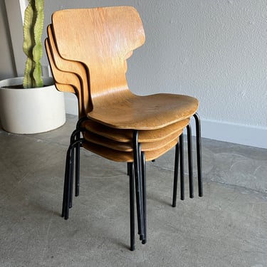 Arne Jacobsen child chairs