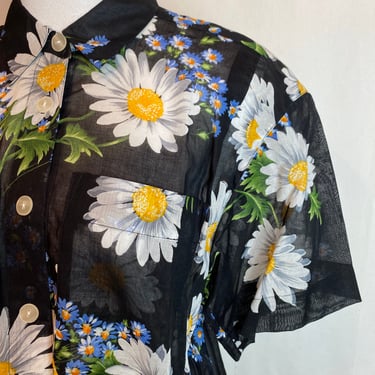 Black & white bold floral print sheer 100% cotton shirt large daisies summer shirts long tunic boxy oversized deadstock size Medium 