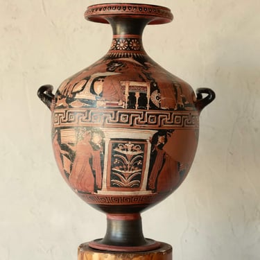 Phenomenal Large Apulian Red-Figured Hydria Circa 4th C. B.C. Attributed to the Baltimore Painter