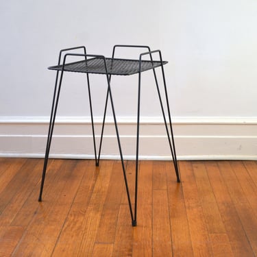 Black Vintage Mid-Century Modern Square Wire ,Plant Stand with Hairpin Legs 