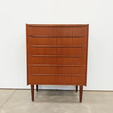 Vintage Danish Mid Century Modern Teak Dresser 