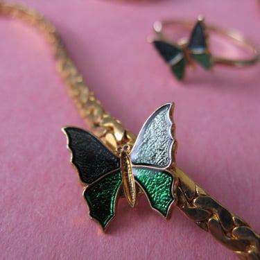 avon shy butterfly necklace vintage 1970s shimmery green cloisonne choker 