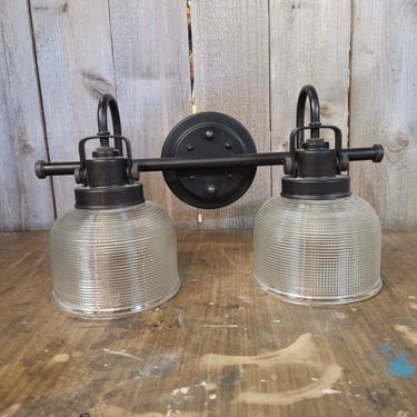 Two Bulb Sconce 8.5