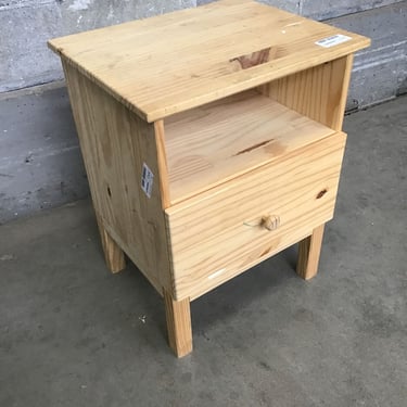 Pine Side Table (Seattle)