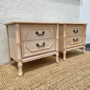 Pair of Vintage Faux Bamboo Nightstands or End Tables FREE SHIPPING - Set of 2 White Wash Broyhill Hollywood Regency Furniture 