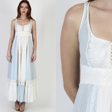 Vintage 70s Blue Gingham Dress / Gunne Sax White Plaid Dress / 1970s Renaissance Fair Corset / Austrian Tiered Maxi Dress Size 5 