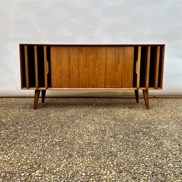 Mid Century Vintage louvered Zenith music console 