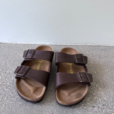 Brown Synthetic Leather Strap Sandals / Birkenstock Arizona Sandals / Cork Footbed / double strap / Made in Germany / Size 39 