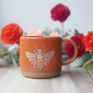 Bee Mug - carved handmade pottery in dark honey orange 