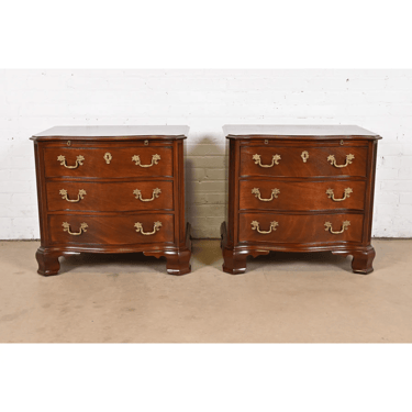 Kindel Furniture Georgian Solid Mahogany Serpentine Front Nightstands, Newly Refinished