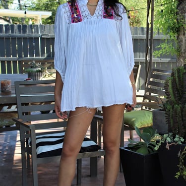 Gauze Dress, Vintage 70s Hand Embroidered Mexican Mini Dress, Off White Tunic Top, Crochet insets, One Size Women 