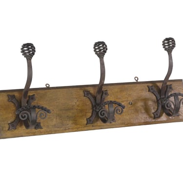 European 3 Curled Wrought Iron Hooks Wood Mount Wall Rack