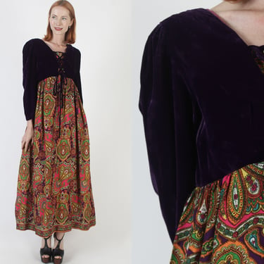 Psychedelic Print Cottagecore Dress Vintage 70s Velvet Corset Bright Color Paisley Hippie Dress Medieval Style Renaissance Gown 