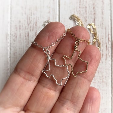 Gift - Wire State necklace  in sterling or gold filled - All states available - Small Texas necklace Bridesmaid Gift for Her 