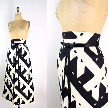 70s Bold Black and White Cream Maxi skirt / Geometric Skirt / High Waisted Skirt / Mod / 60s skirt 