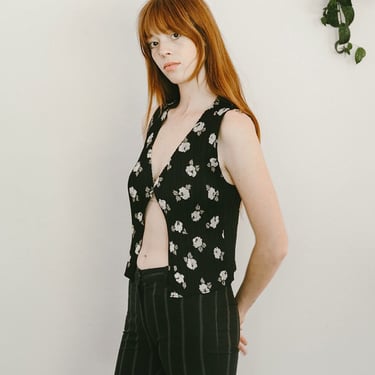 専用美品PLEATS PLEASE ISSEY MIYAKE 花柄 タンクトップ ISSEY MIYAKE PLEATS PLEASE - FLORAL TANK TOP | Garmentory