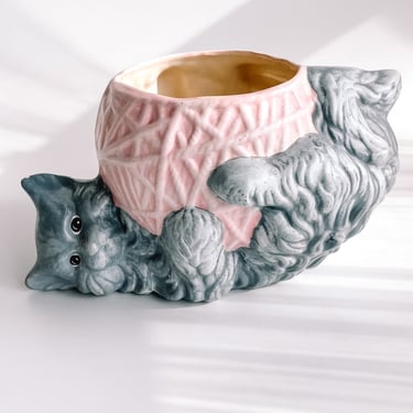 Ceramic Cat With Yarn Planter