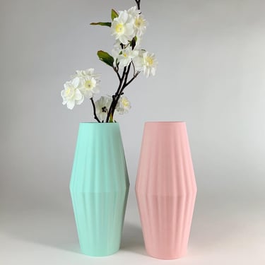 MICO Vase (STYLE 02 - Diamond) - Designed and Crafted by Honey & Ivy Studio in Portland, Oregon 
