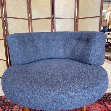 Mid Century Adrian Pearsall Round Lounge Revolving Chair