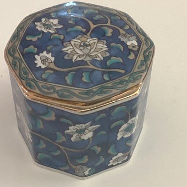Etude Takahashi San Francisco Porcelain Trinket Box 3.7
