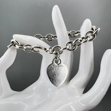 TIFFANY & CO. Engravable Heart Bracelet 