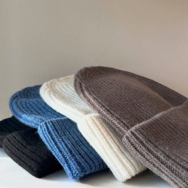 Billy Bamboo | 100% Merino Wool Ribbed Beanie