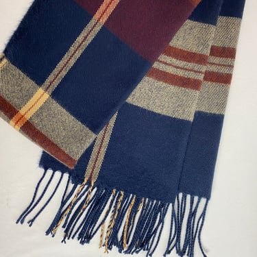 100% cashmere scarf Germany Men’s or Womens classic warm fall winter scarves plaid plums blues neutral tones colorful 