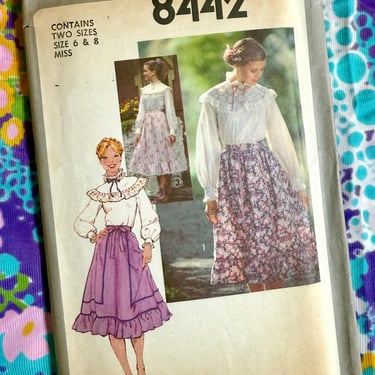 Vintage Sewing Pattern, Prairie Full Skirt, Peasant Top, Ruffle, High Neck, Complete with Instructions, Simplicity 8442 