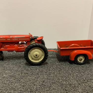 1950s Tru Scale Tractor and Trailer 