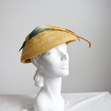 1950s Wool Hat with Pheasant Feather 