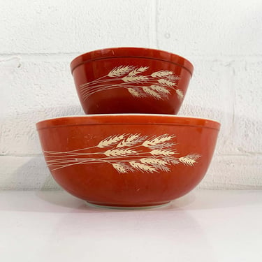 Vintage Pyrex Mixing Bowls Autumn Harvest Dishes Set of 2 Wheat Pattern Rust Orange Pair Kitchen 1970s Nesting Bowl 402 404 