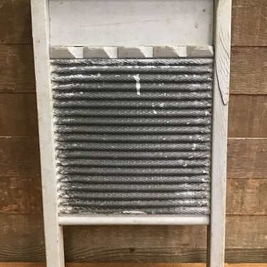 Vintage Tin Wash Board (Tacoma)