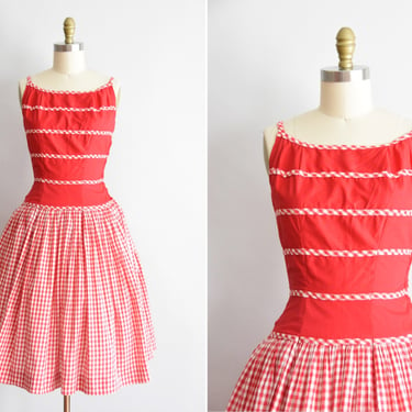 1950s Red Delicious dress 