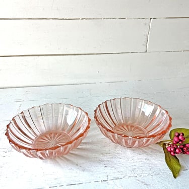 Vintage Two Small Pink Glass Depression Glass, Ring And Earring Dish, Candy Dish // Vintage Pink Trinket Dish, Candy Dish // Perfect Gift 