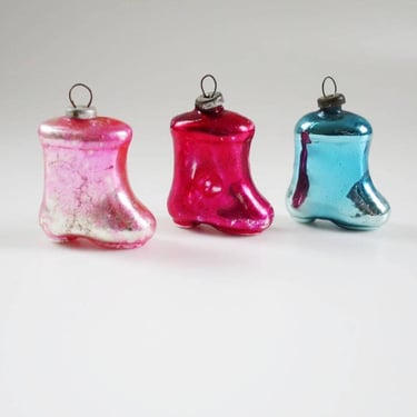 Vintage Mercury Glass Booties made in Japan, New Baby Nursery Ornaments 